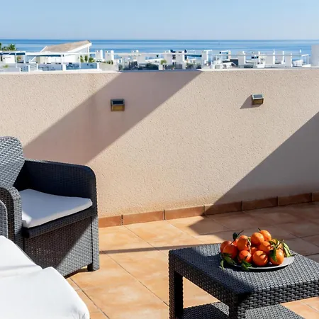 Apartment Victoria Sunny Flat With Sea And Pool View *
