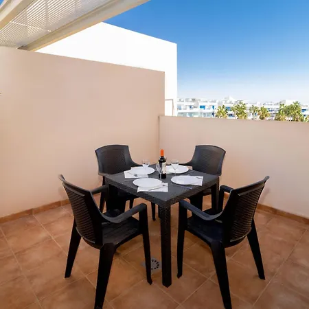 Victoria Sunny Flat With Sea And Pool View Apartment *